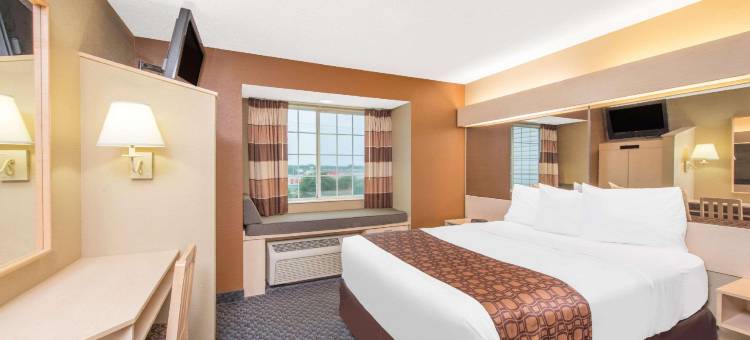 独立城温德姆麦客达套房酒店(Microtel Inn & Suites by Wyndham Independence)图片