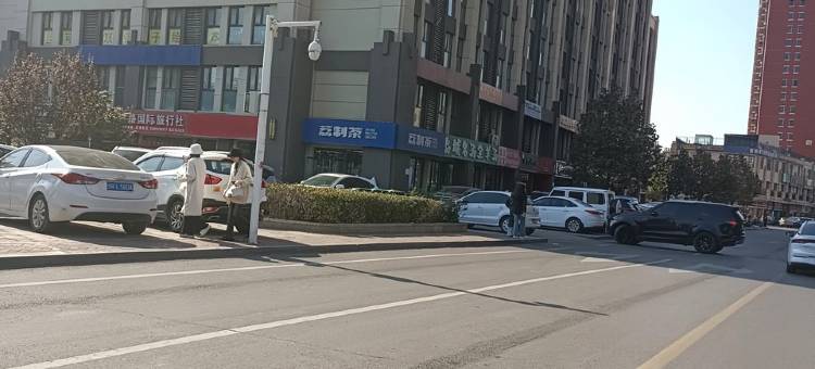 鑫汇都民宿(胶州创客广场店)图片