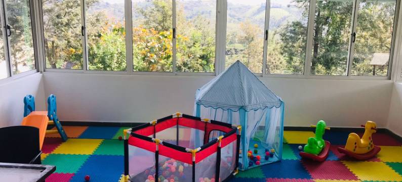 瓦格蒙鹰冠酒店(Falcon Crest)图片