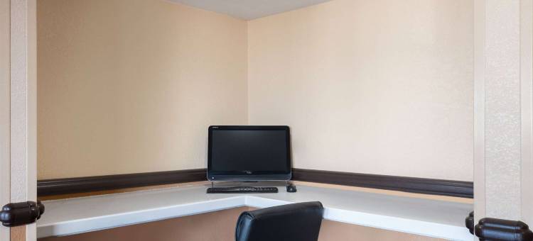 威莱斯豪生酒店(Howard Johnson by Wyndham Williams)图片