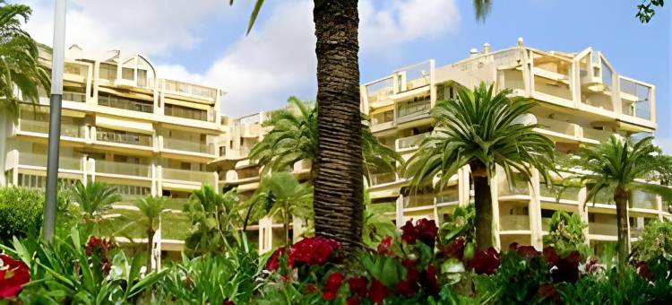 奥纳新奇公寓(Ona Suites Salou)图片
