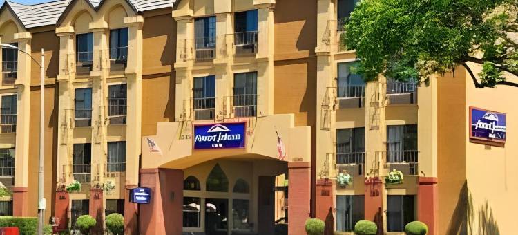 帕萨迪纳温德姆豪生酒店(Howard Johnson by Wyndham Pasadena)图片