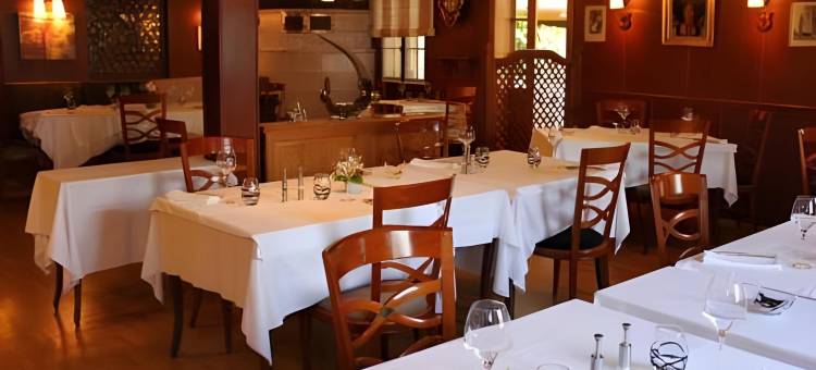 奥波夫胡格酒店(Logis Hôtel Restaurant Au Boeuf)图片