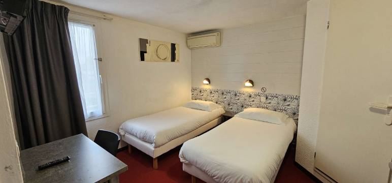 阿尔比世博公园精致英式酒店(Brit Hotel Essentiel Albi Parc des Expos)