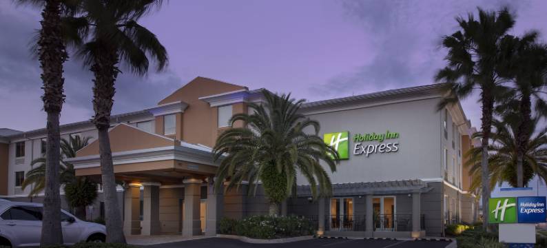 Holiday Inn Express 杰克逊维尔海滩(Holiday Inn Express JACKSONVILLE BEACH by IHG)图片