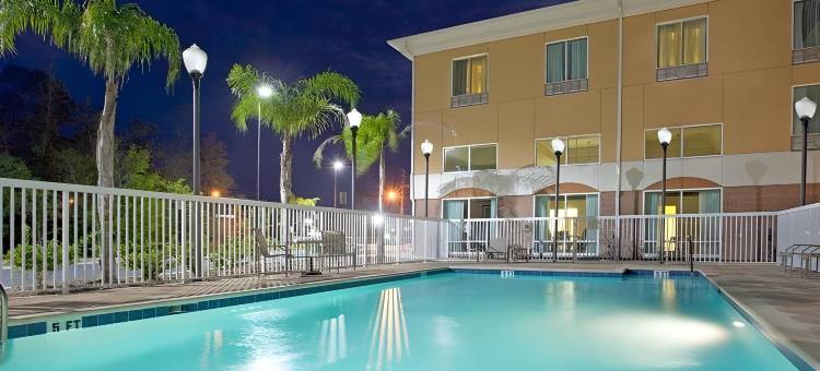 杰克逊维尔北费尔南迪纳智选假日套房酒店(Holiday Inn Express & Suites Jacksonville North-Fernandina)图片