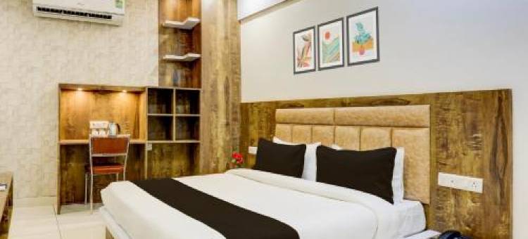 Super Townhouse Model Town Rohtak图片