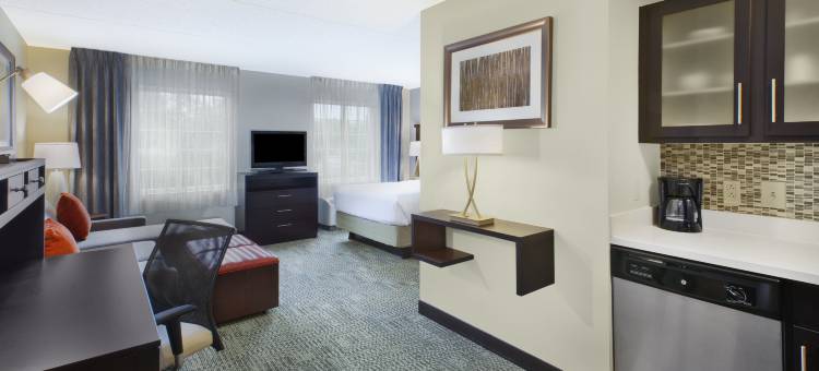 克利夫兰梅菲尔德高地比奇伍德Staybridge Suites酒店，洲际旗下(Staybridge Suites CLEVELAND MAYFIELD HTS BEACHWD by IHG)图片