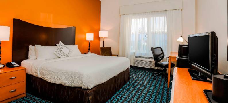 斯克兰顿威尔克斯-巴里万枫酒店(Fairfield Inn & Suites Wilkes-Barre Scranton)图片