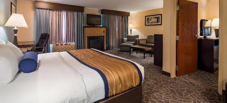 伯克希尔山贝斯特韦斯特优质套房酒店(Best Western Plus Berkshire Hills Inn  Suites)图片