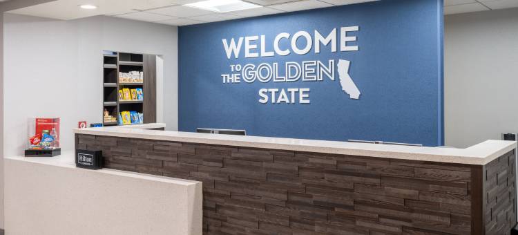 阿古拉山欢朋套房酒店(Hampton Inn & Suites Agoura Hills)图片