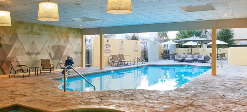 希尔顿逸林弗雷斯诺会议中心酒店(DoubleTree by Hilton Fresno Convention Center)图片