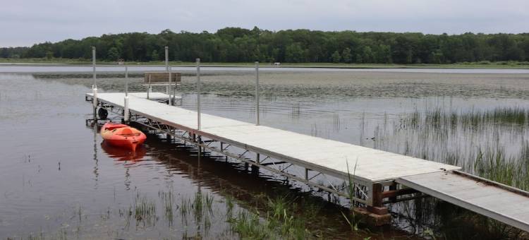 Clean and Comfortable Up-Scale Home in Country Setting图片