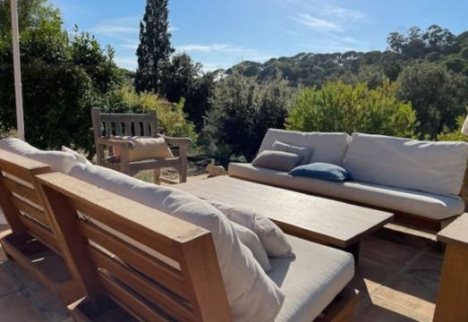 Gigaro Cottage Property- 5 Bedrooms VillaHotel Overview