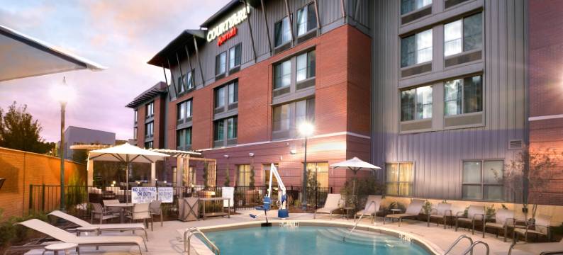 查尔斯顿萨默维尔万怡酒店(Courtyard Charleston Summerville)图片