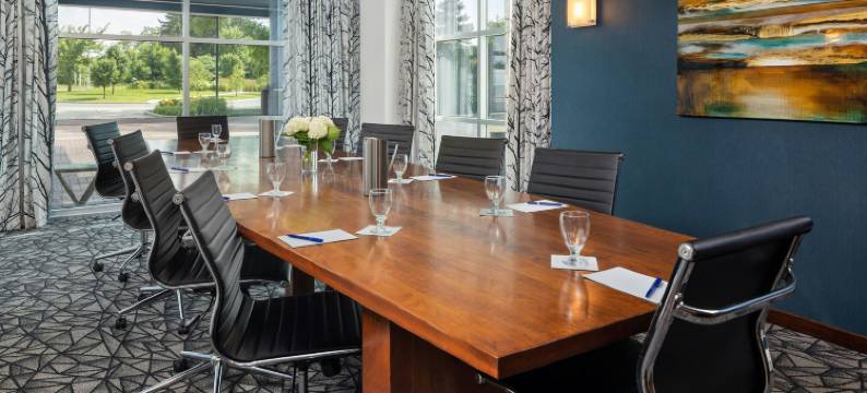 密尔沃基西北万豪德尔塔酒店(Delta Hotels by Marriott Milwaukee Northwest)图片