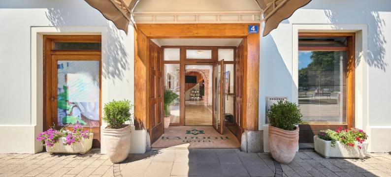 卡多尔酒店(Hotel Kadoor)图片