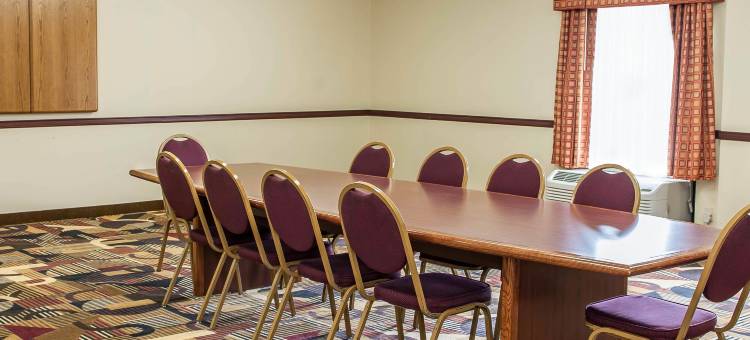 格林菲尔德I 70凯艺套房酒店(Baymont by Wyndham Greenfield)图片