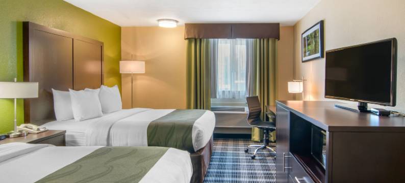 品质酒店套房-奥尔巴尼科瓦利斯(Quality Inn & Suites Albany Corvallis)图片