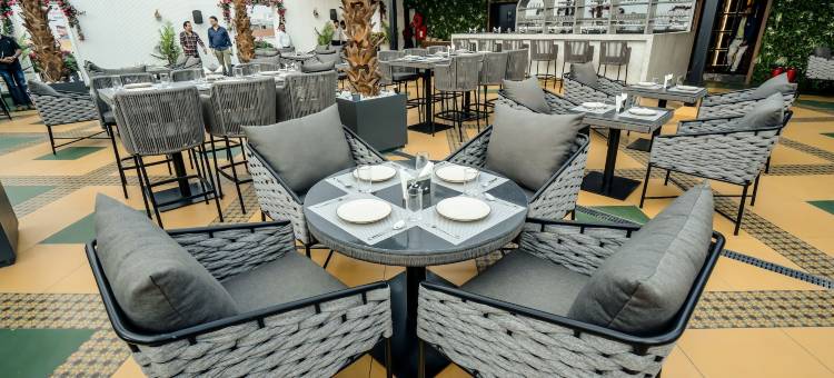 M2广场由周一优质提供(M2 Square by Monday Premium)图片