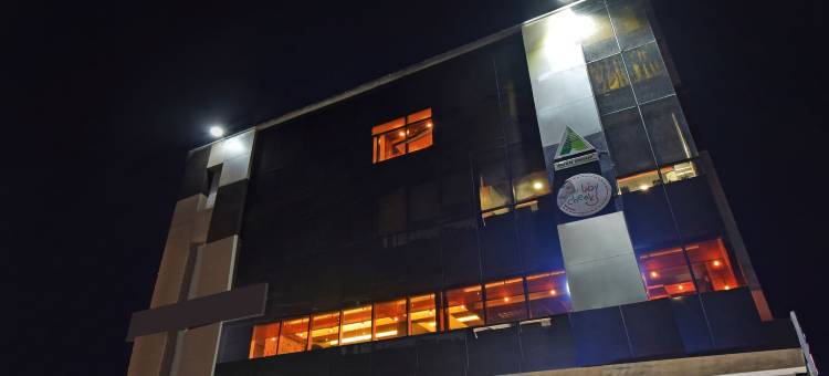 Treebo 天空点(Treebo Sky Point)图片