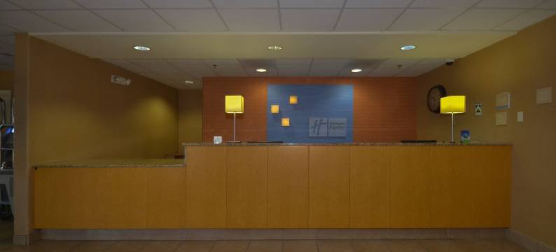 Holiday Inn Express 拉斯维加斯内利斯(Holiday Inn Express LAS VEGAS-NELLIS by IHG)图片