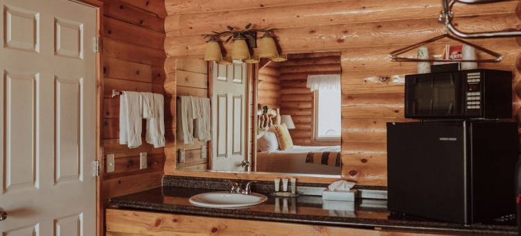 布莱斯峡谷小木屋旅馆(Bryce Canyon Log Cabins)图片