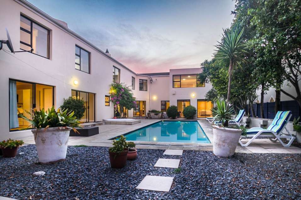 Atlantic Bay LodgeOver view