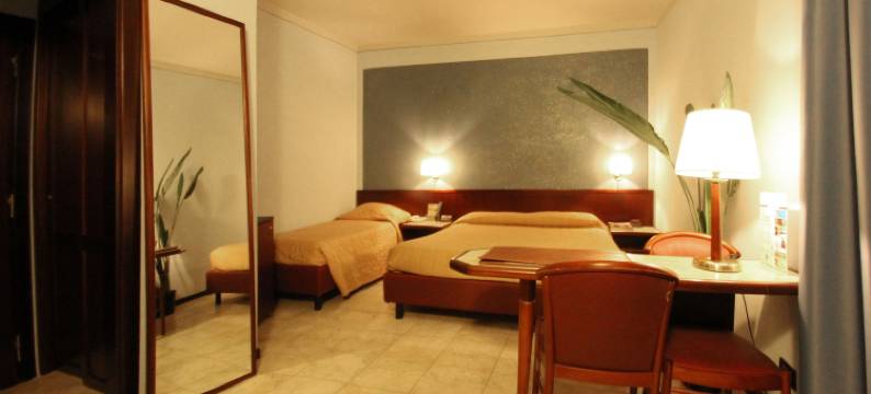 论坛酒店(Hotel Forum)图片