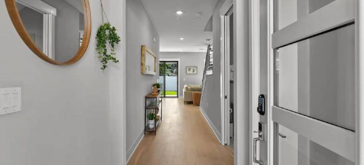 Tampa Downtown Luxury Villa- Games & Sleeps 14 - 6 Cars Parking Free EV Charging图片