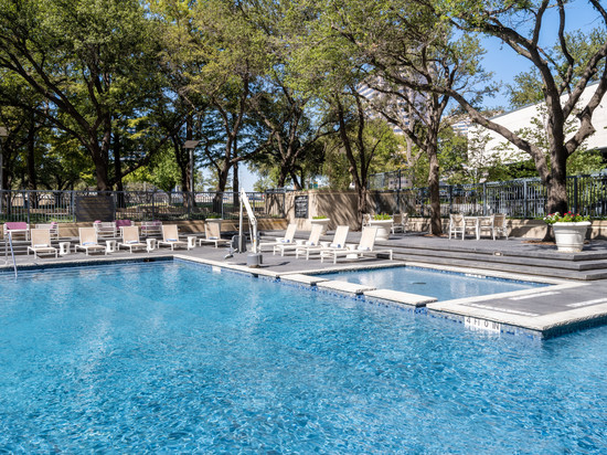 林肯中心达拉斯希尔顿酒店