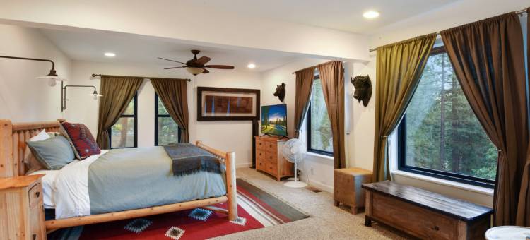 Idyllic Incline Village Close to Lake Tahoe图片