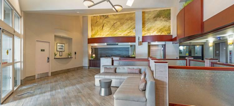 贝斯特韦斯特优质海景度假村(Best Western Plus Ocean View Resort)图片