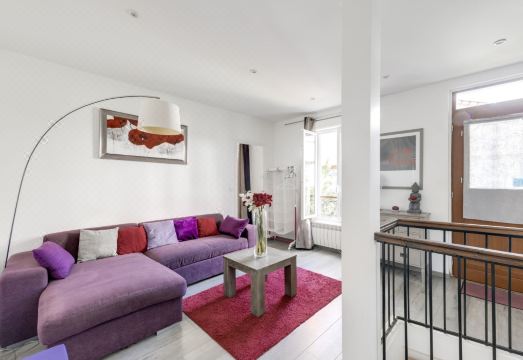 Loft Fraternité Hotel Overview