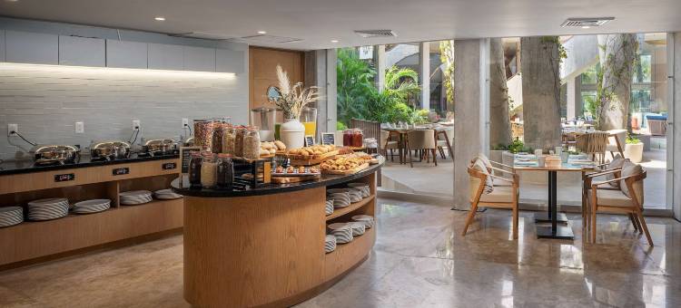 坎昆机场希尔顿花园酒店(Hilton Garden Inn Cancun Airport)图片