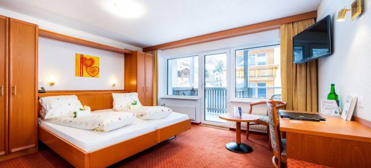 克里斯塔尔扎菲尔酒店(Hotel Kristall-Saphir Superior)图片