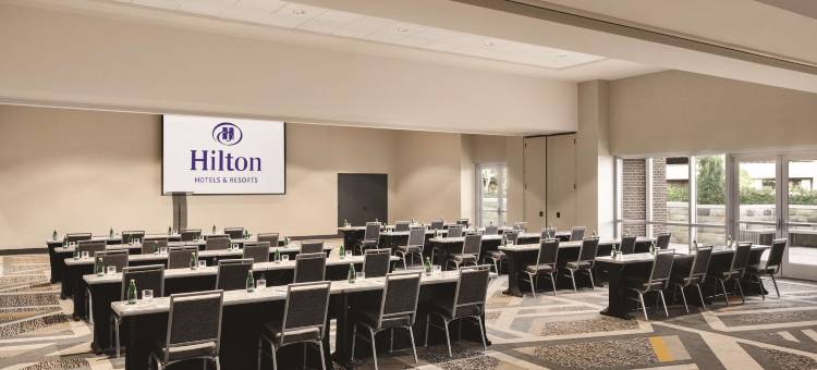 诺克斯维尔机场希尔顿酒店(Hilton Knoxville Airport)图片