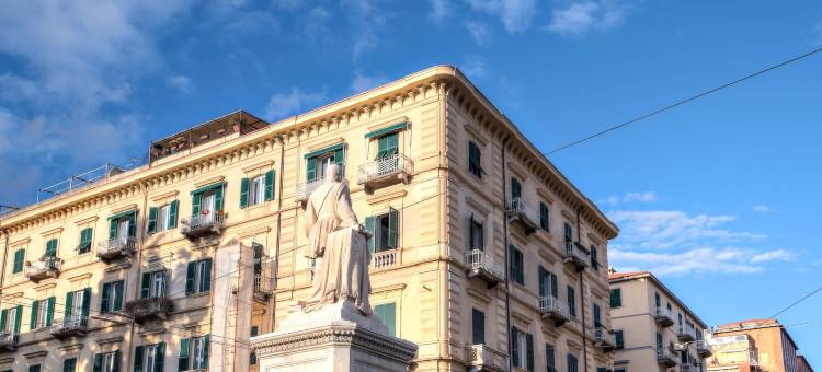 斯佩西亚第一旅馆 - 豪华客房与套房(La Spezia by the First - Luxury Rooms & Suites)图片