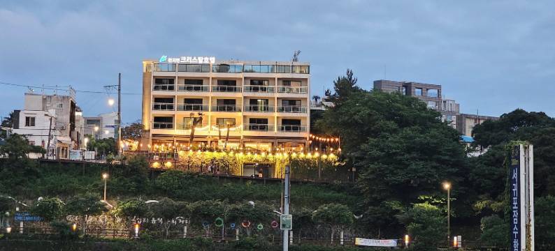 春之缘水晶酒店(Cheonjiyeon Crystal Hotel)图片