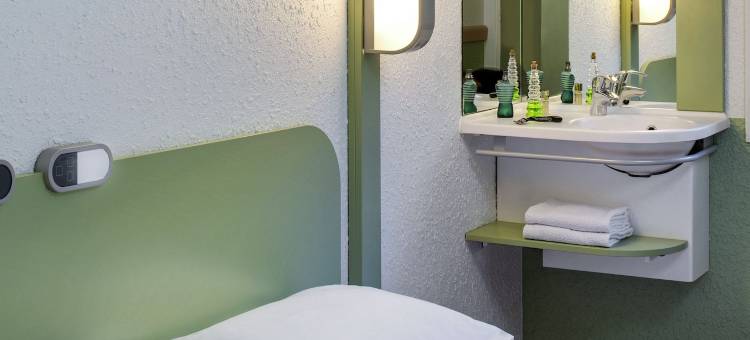 巴黎拉德芳斯库尔布瓦宜必思快捷1号酒店(Ibis Budget Courbevoie Paris la Défense 1)图片