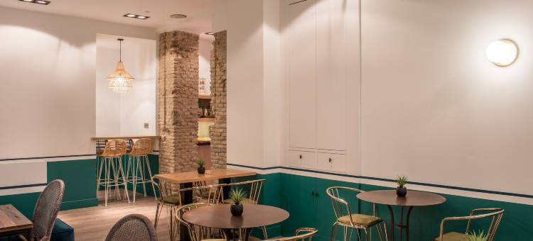 珀蒂宫卡纳莱哈斯塞维​​​​利亚酒店(Petit Palace Canalejas Sevilla)图片