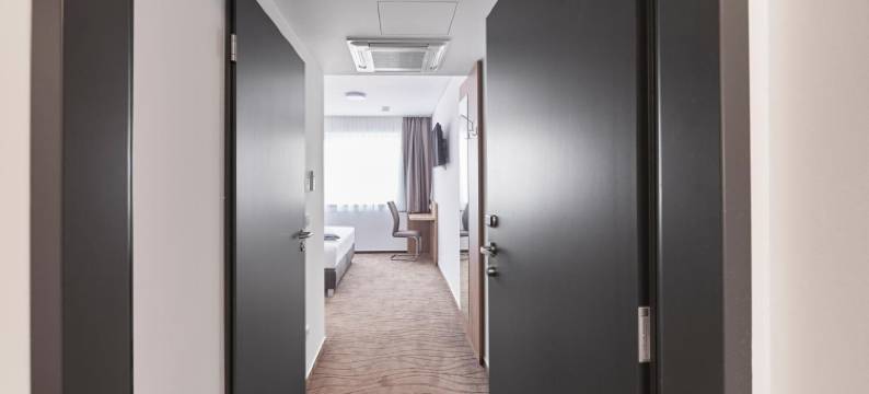 盖梅尔斯海姆因哥尔斯塔特新进酒店(Hotel New IN)图片