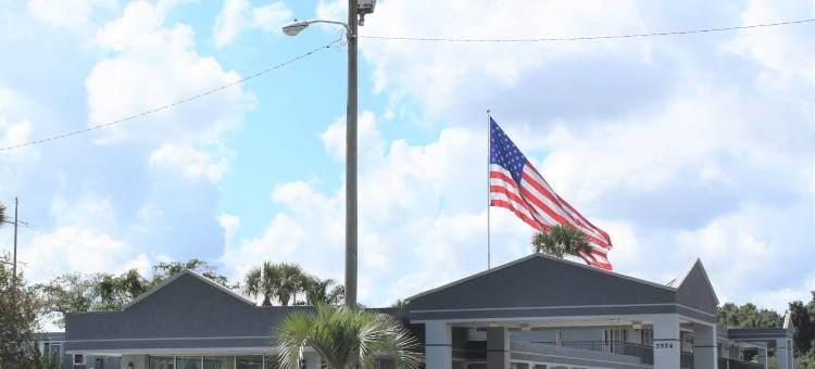 奥卡拉速8酒店(Super 8 by Wyndham Ocala I-75)图片