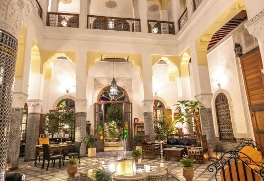 Ryad Mabrouka Hotel Overview