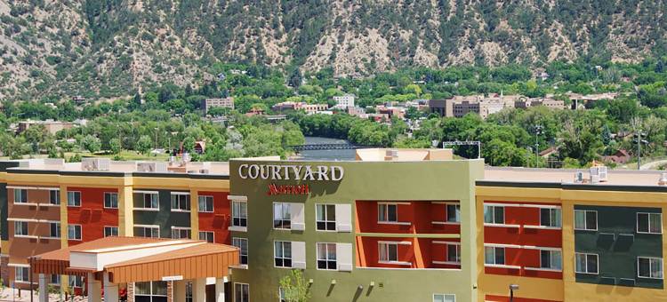 格伦伍德温泉万怡酒店(Courtyard Glenwood Springs)图片