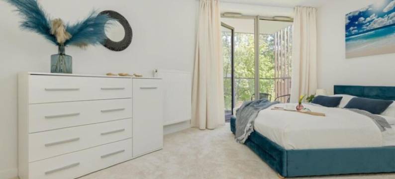 海滨公寓，带室内泳池和桑拿(Beachfront Apartment With Indoor Pool and Sauna)图片