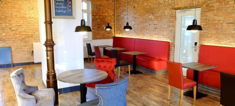 Bahnhof-Erzingen, Hotel, Coffee & More图片