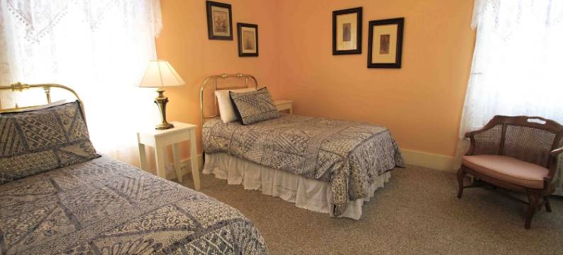 弗尔特昂旅馆和餐厅(Fullerton Inn & Restaurant)图片