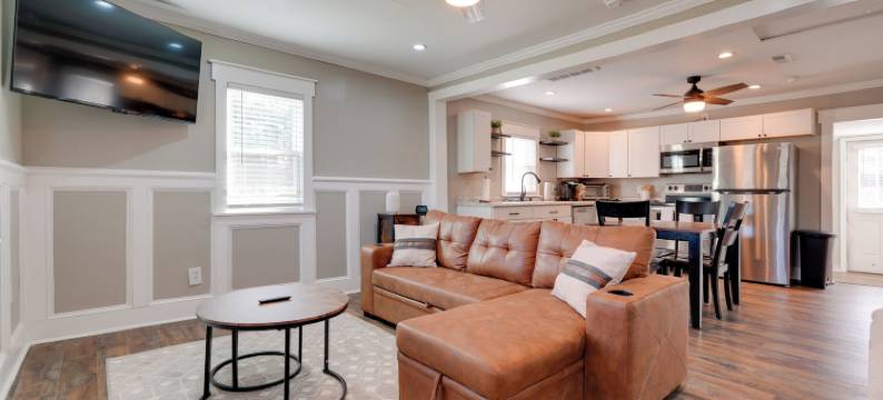 舒适的布莱克斯通逃跑<距市中心2英里！(Cozy Blackstone Getaway < 2 Mi to Downtown!)图片