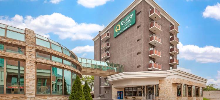 瀑布景观品质酒店(Quality Hotel Fallsview Cascade)图片